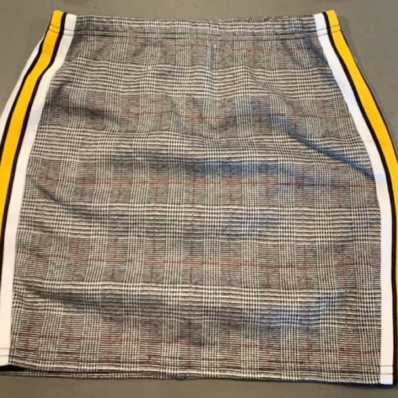 Plaid two-piece set - Picture 2 of 2